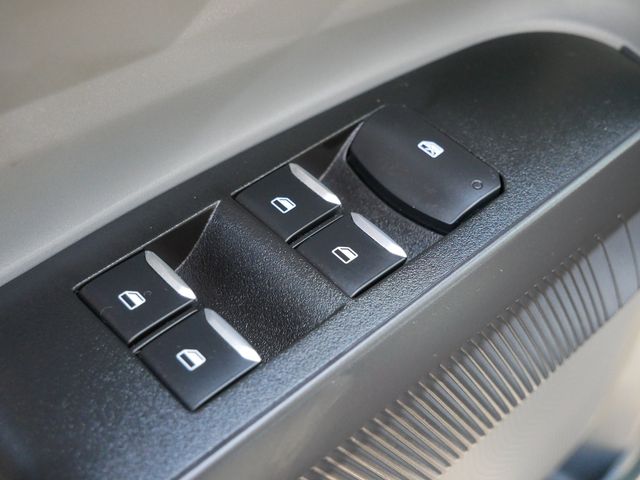 Thumbnail: 2025 Ford Maverick - 23