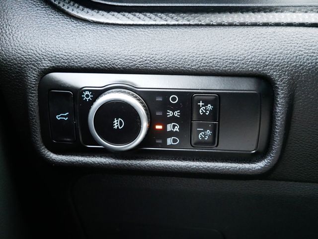 Thumbnail: 2023 Ford Explorer - 16