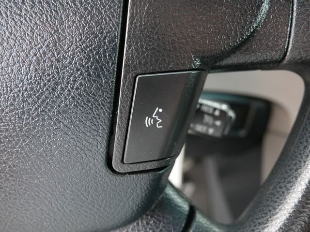 Thumbnail: 2011 Toyota Tundra - 25