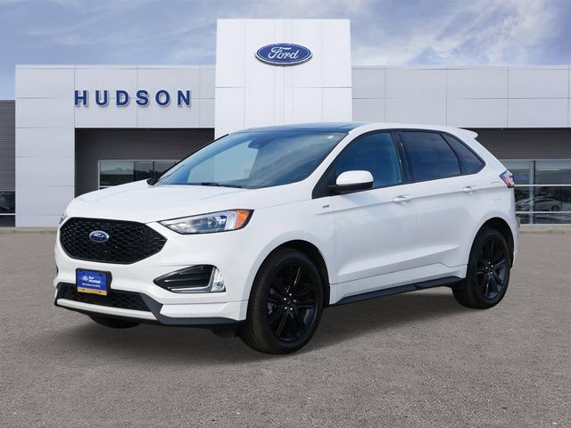 Thumbnail: 2023 Ford Edge - 1