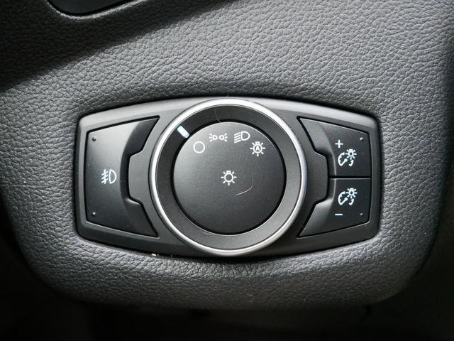 Thumbnail: 2015 Ford Escape - 15