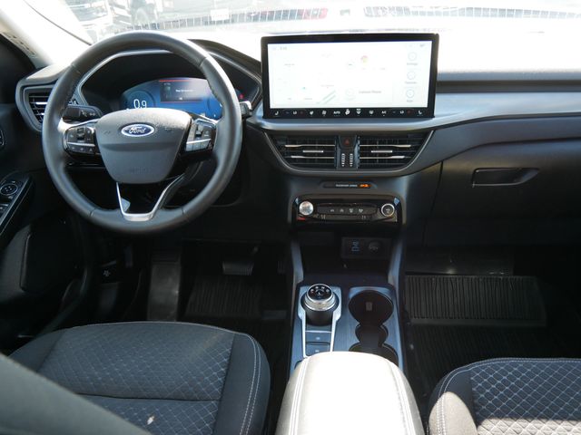 Thumbnail: 2023 Ford Escape - 7