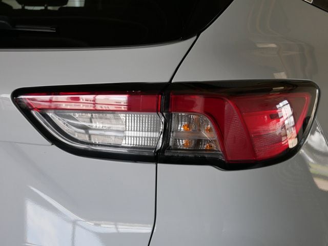 Thumbnail: 2022 Ford Escape - 5