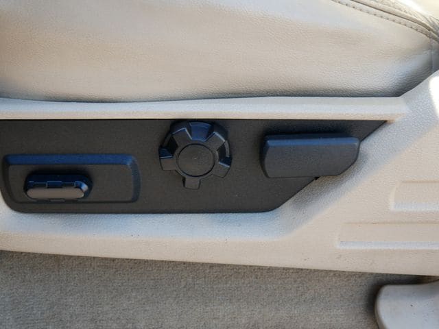 Thumbnail: 2008 Ford F-450 - 22