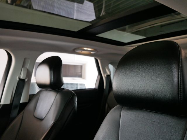 Thumbnail: 2018 Ford Edge - 18