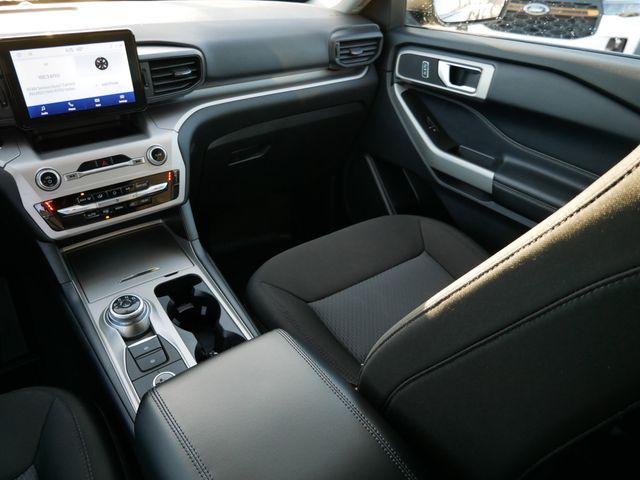 Thumbnail: 2022 Ford Explorer - 11