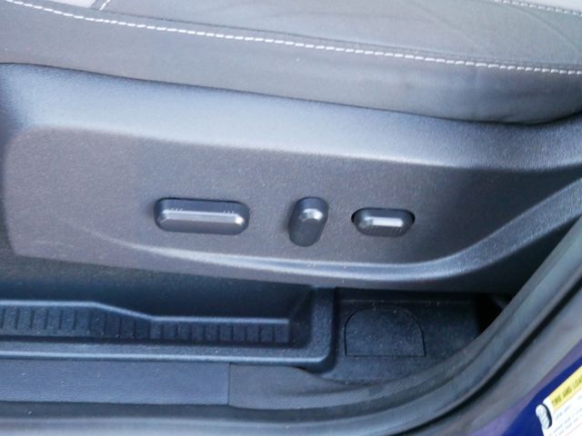 Thumbnail: 2015 Ford Escape - 23