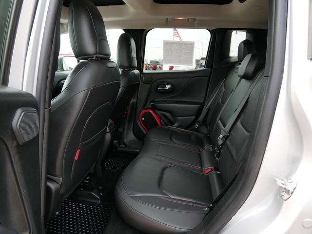 Thumbnail: 2016 Jeep Renegade - 4