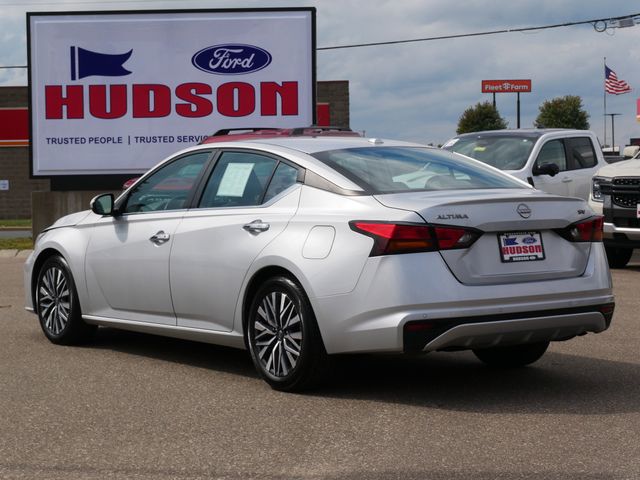 Thumbnail: 2023 Nissan Altima - 3