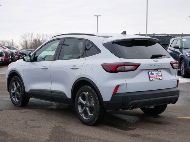 Thumbnail: 2025 Ford Escape - 3