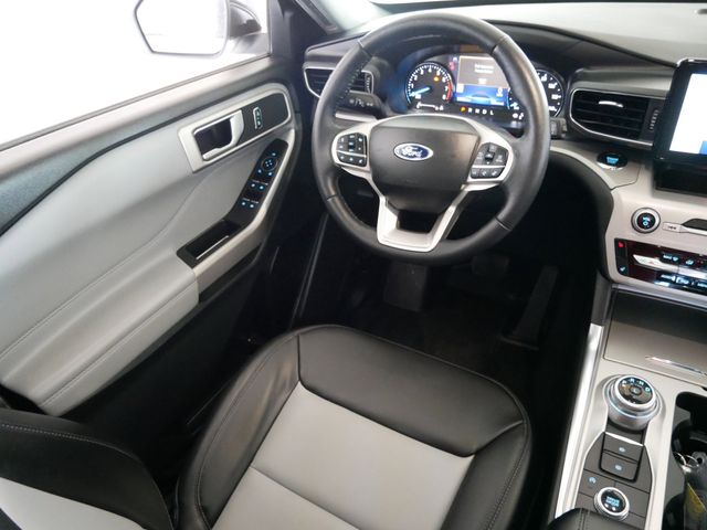 Thumbnail: 2023 Ford Explorer - 13