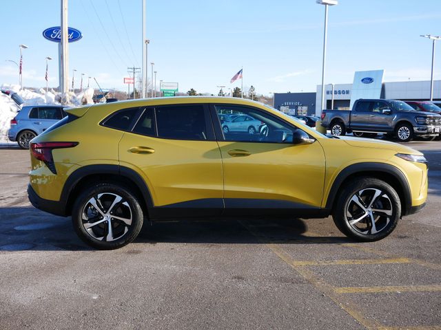 Thumbnail: 2024 Chevrolet Trax - 18