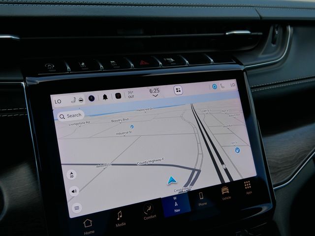 Thumbnail: 2022 Jeep Grand Cherokee L - 11