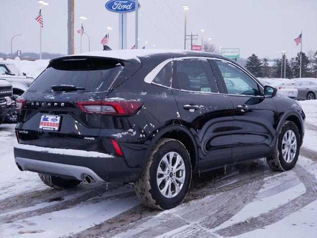 Thumbnail: 2023 Ford Escape - 18