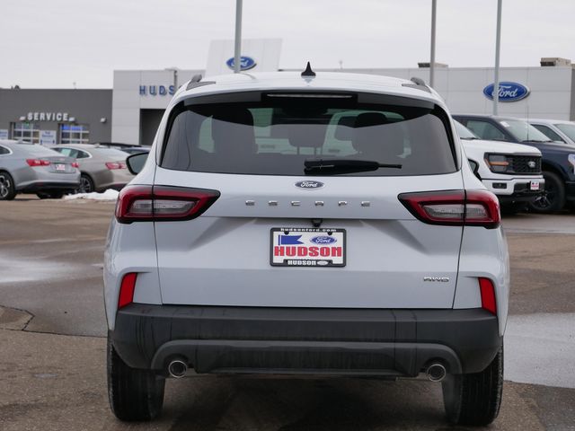 Thumbnail: 2025 Ford Escape - 17