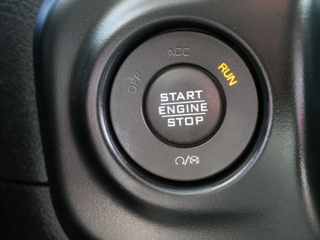 Thumbnail: 2021 Jeep Wrangler - 25