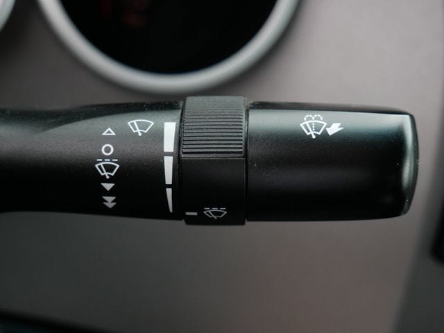 Thumbnail: 2011 Toyota Tundra - 27