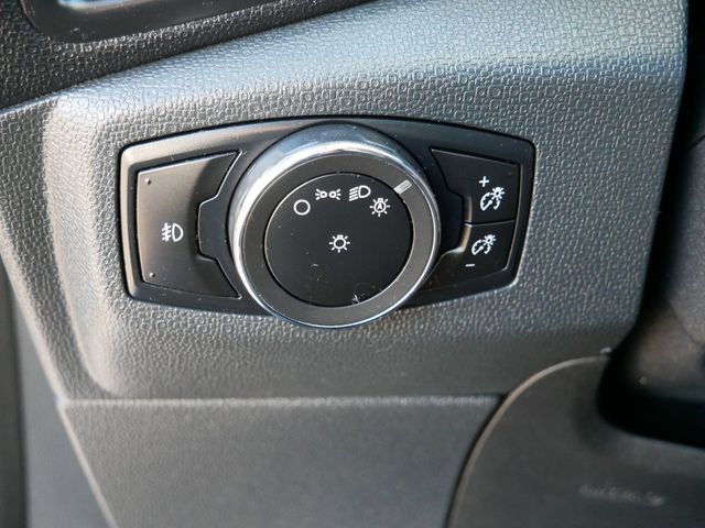 Thumbnail: 2018 Ford EcoSport - 14