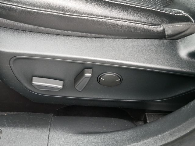 Thumbnail: 2020 Ford Escape - 24