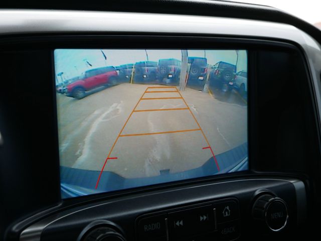 Thumbnail: 2017 Chevrolet Silverado 3500 - 33