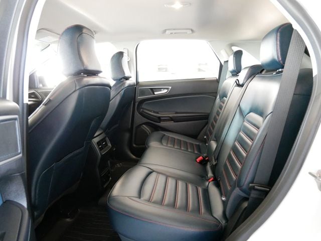 Thumbnail: 2024 Ford Edge - 12