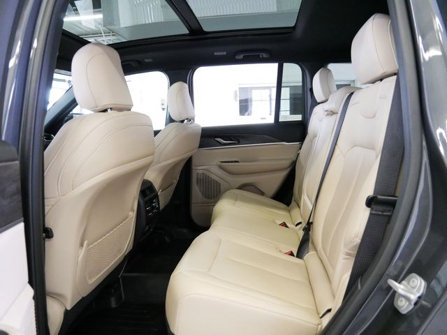 Thumbnail: 2025 Jeep Grand Cherokee - 11