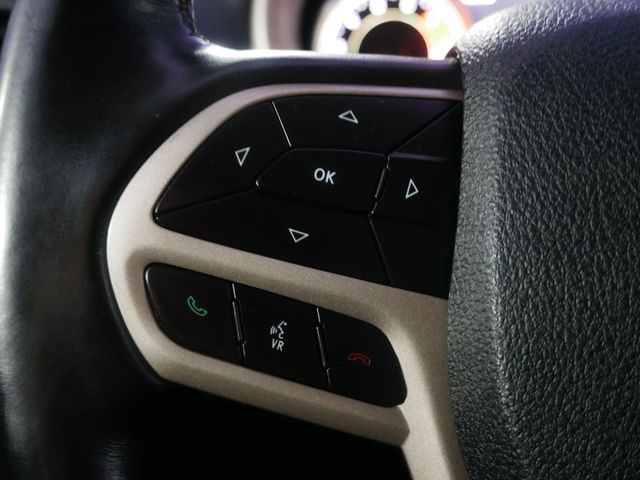 Thumbnail: 2017 Jeep Cherokee - 26