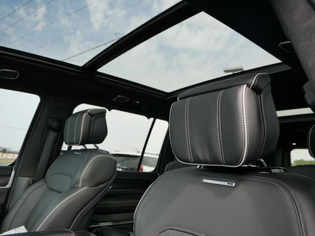 Thumbnail: 2024 Jeep Grand Wagoneer L - 10