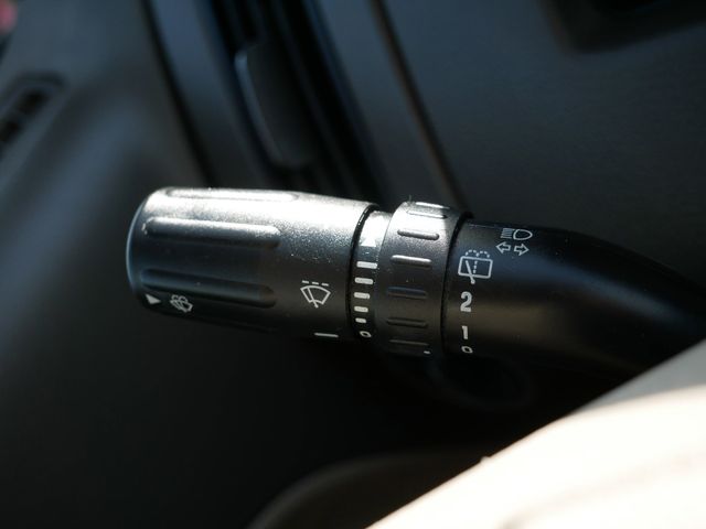 Thumbnail: 2010 Ford Edge - 25