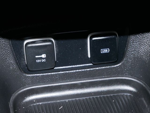 Thumbnail: 2019 Chrysler Pacifica - 24