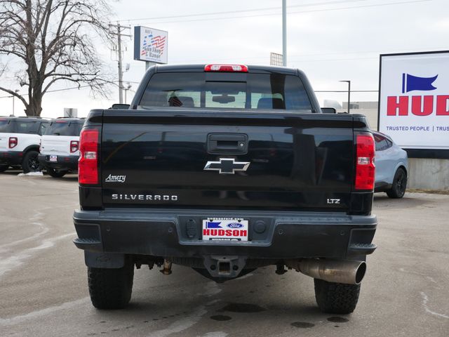 Thumbnail: 2017 Chevrolet Silverado 3500 - 18