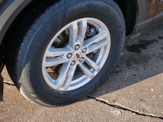 Thumbnail: 2022 Ford Explorer - 23