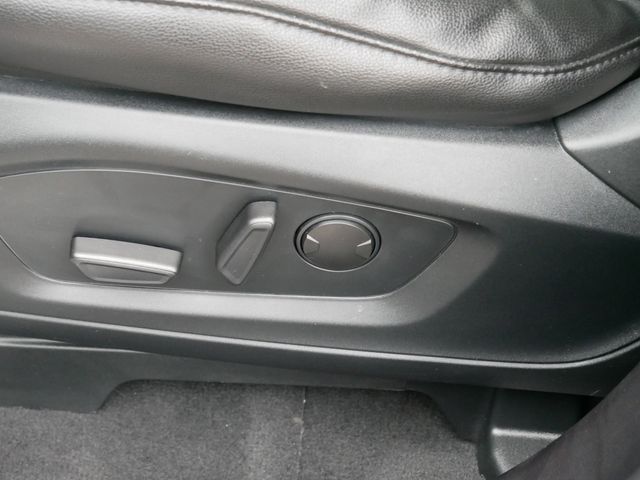 Thumbnail: 2022 Ford Explorer - 27