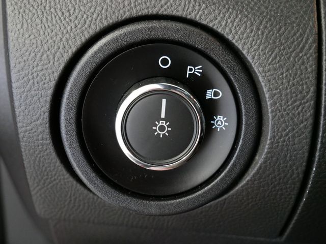 Thumbnail: 2019 Ford Taurus - 17