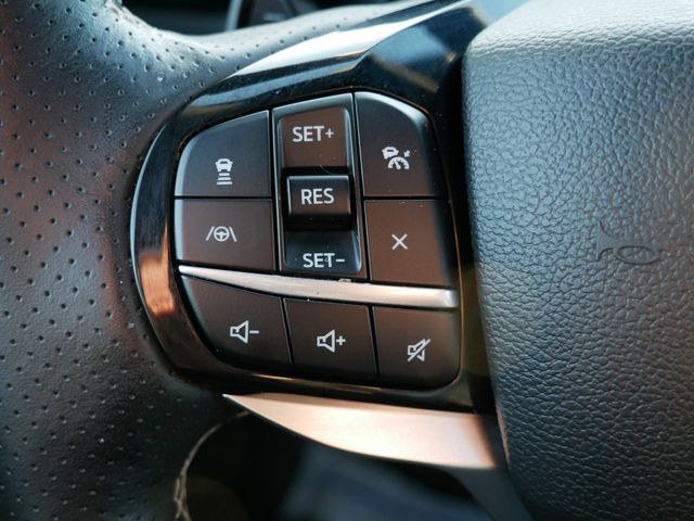 Thumbnail: 2022 Ford Explorer - 25