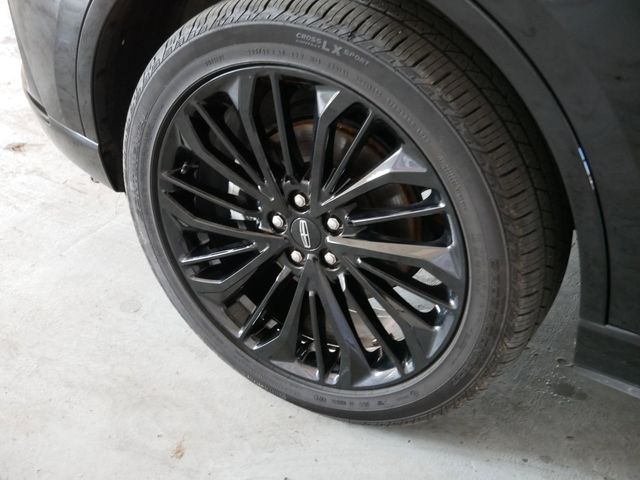 Thumbnail: 2025 Lincoln Corsair - 4