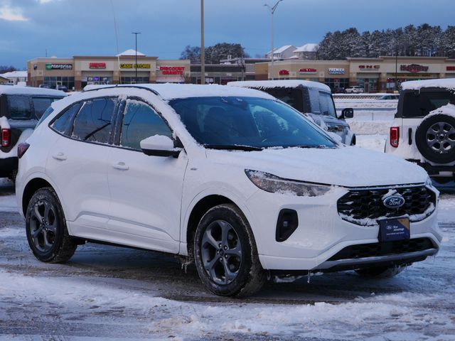 Thumbnail: 2023 Ford Escape - 19