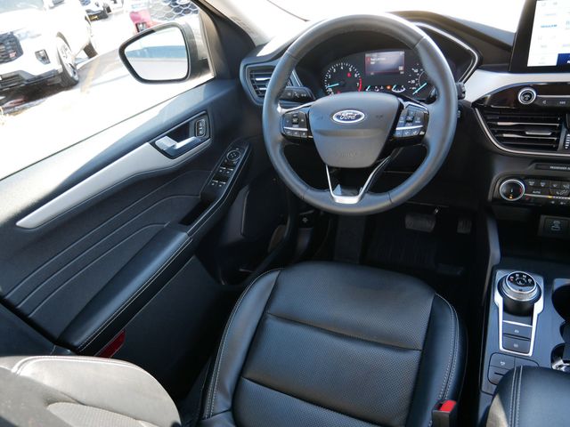 Thumbnail: 2022 Ford Escape - 6