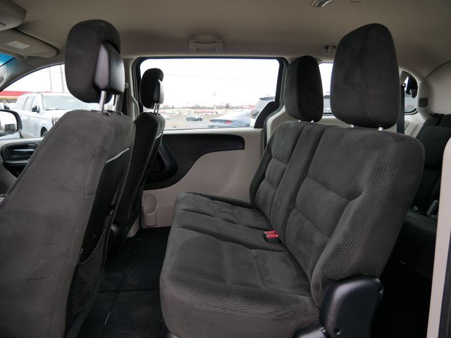 Thumbnail: 2016 Dodge Grand Caravan - 4