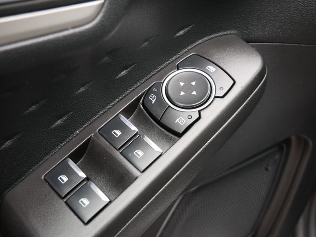 Thumbnail: 2020 Ford Escape - 10