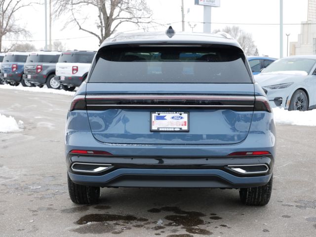 Thumbnail: 2025 Lincoln Nautilus - 16