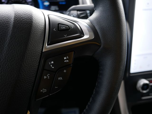 Thumbnail: 2023 Ford Edge - 26