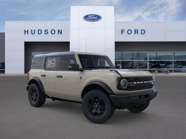 Thumbnail: 2025 Ford Bronco - 3