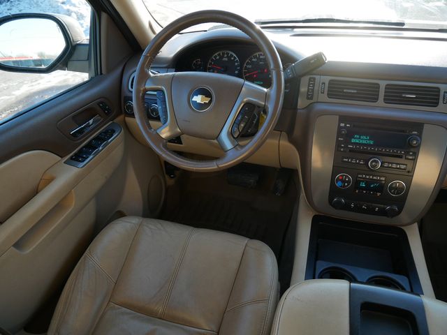 Thumbnail: 2012 Chevrolet Suburban - 10