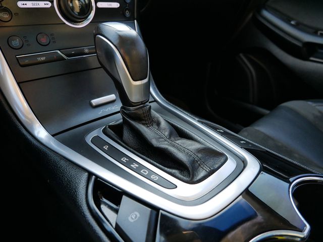 Thumbnail: 2016 Ford Edge - 15