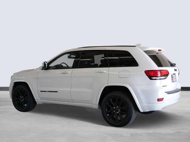 Thumbnail: 2019 Jeep Grand Cherokee - 3