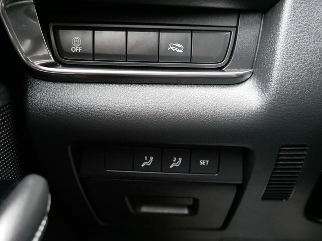 Thumbnail: 2023 Mazda CX-30 - 14