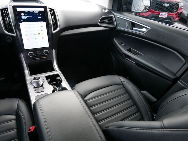 Thumbnail: 2023 Ford Edge - 10