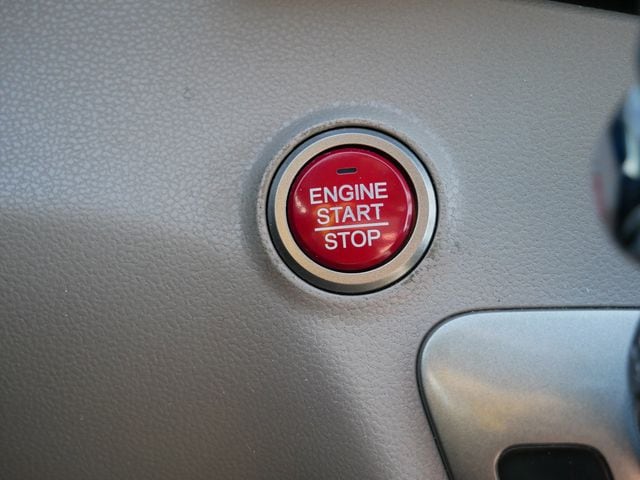 Thumbnail: 2015 Honda Odyssey - 17