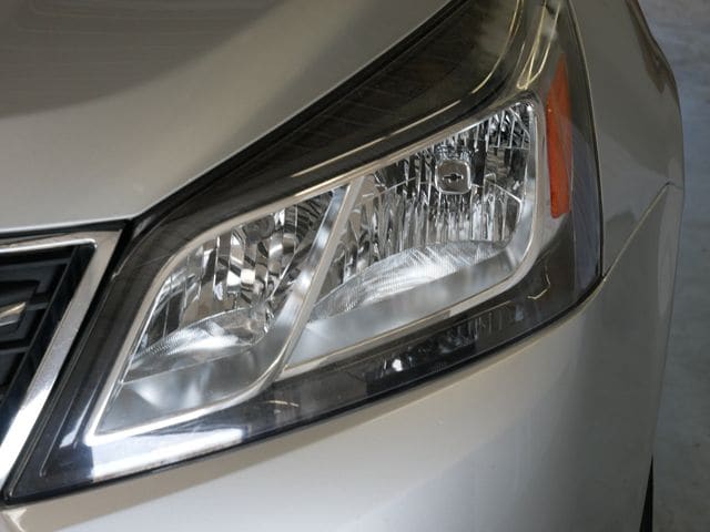 Thumbnail: 2017 Chevrolet Traverse - 5